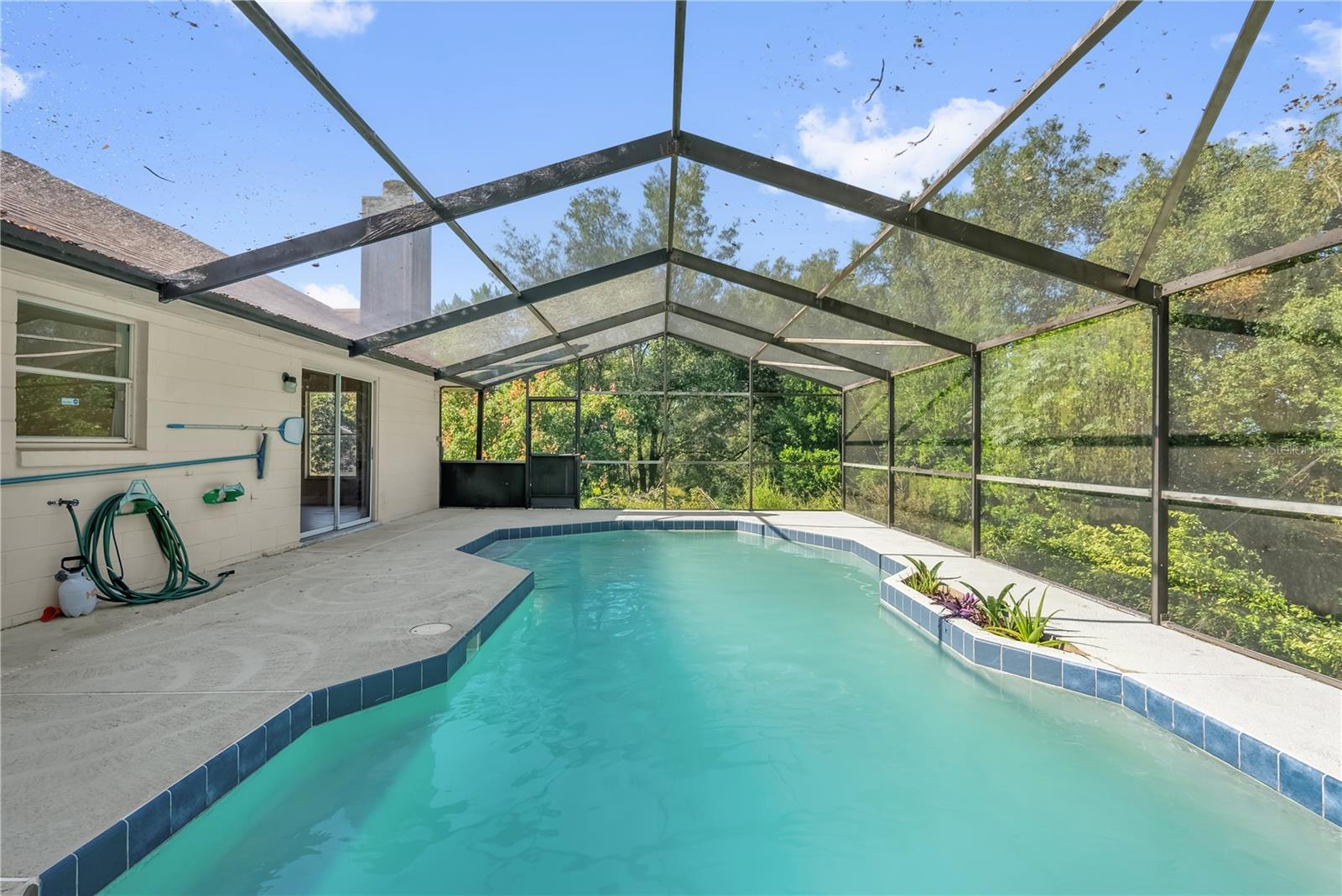 Image 23 of 27 For 5237 Macadamia Court