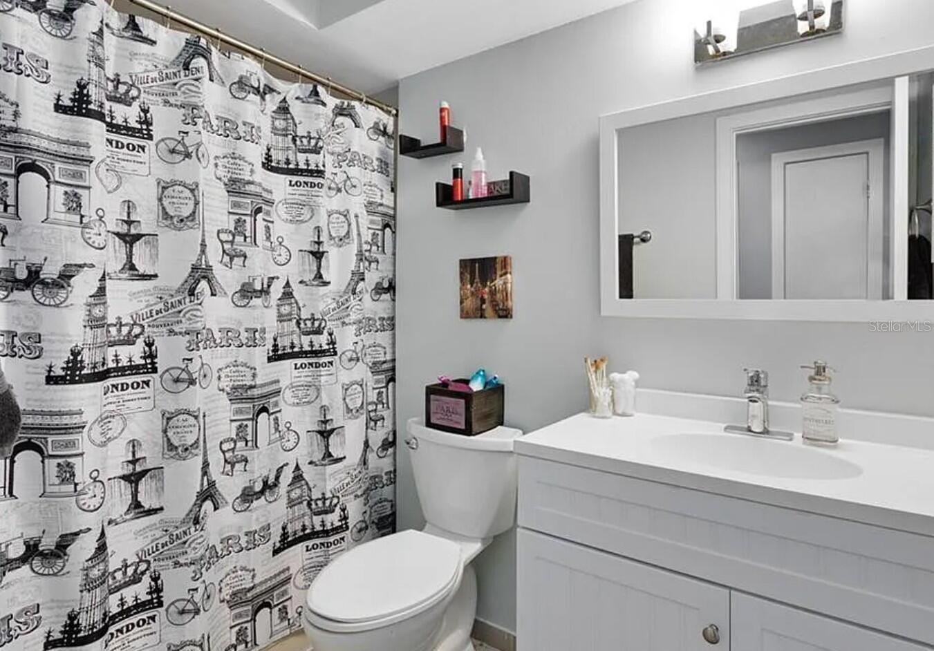 Image 13 of 20 For 4046 Golfside Drive S