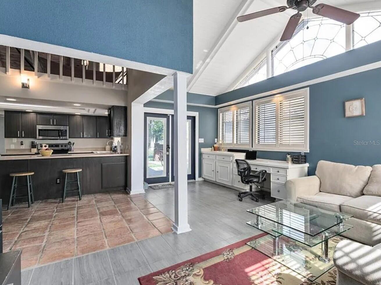 Image 9 of 20 For 4046 Golfside Drive S