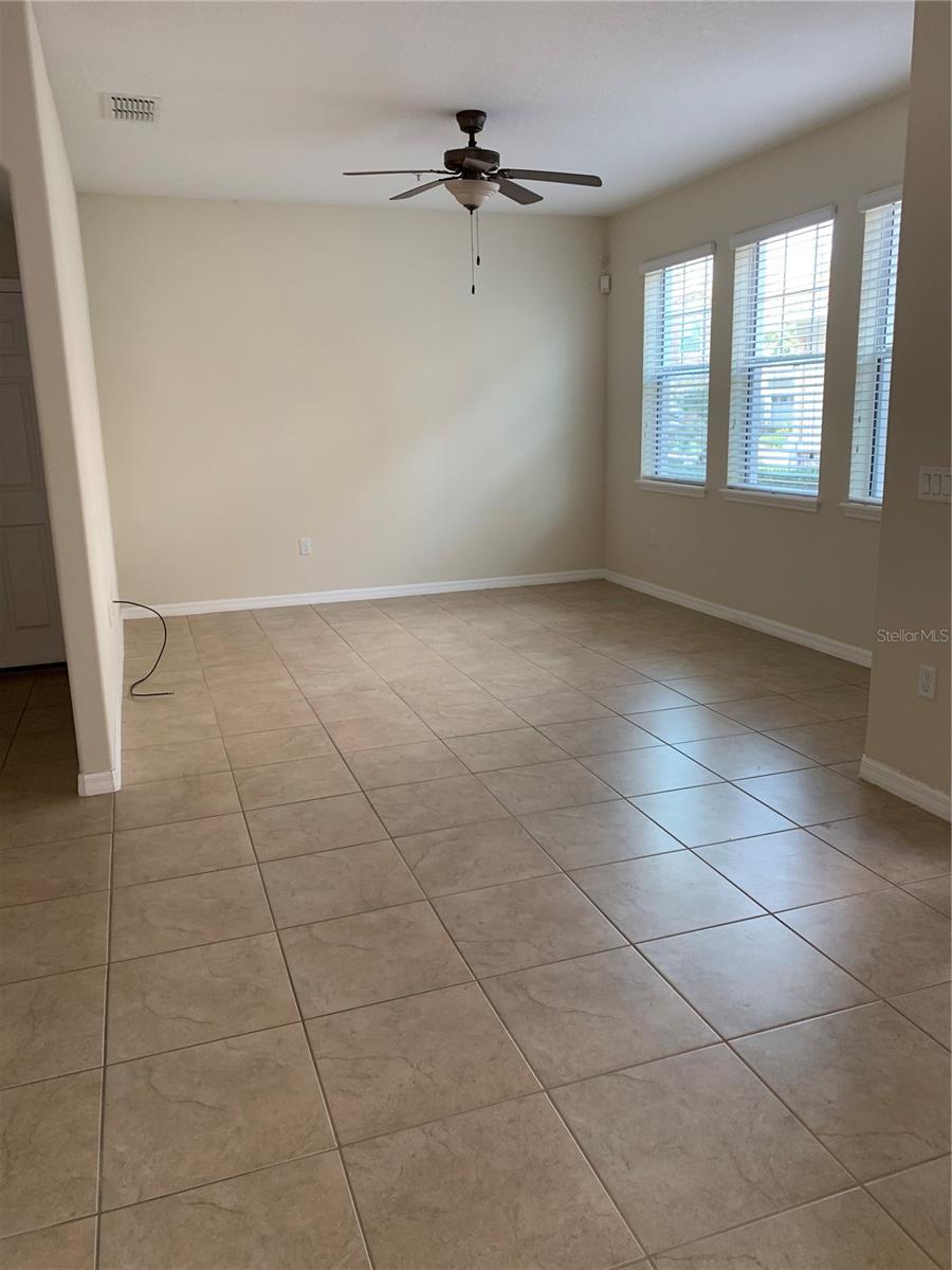 Image 3 of 16 For 4849 Matteo Trail