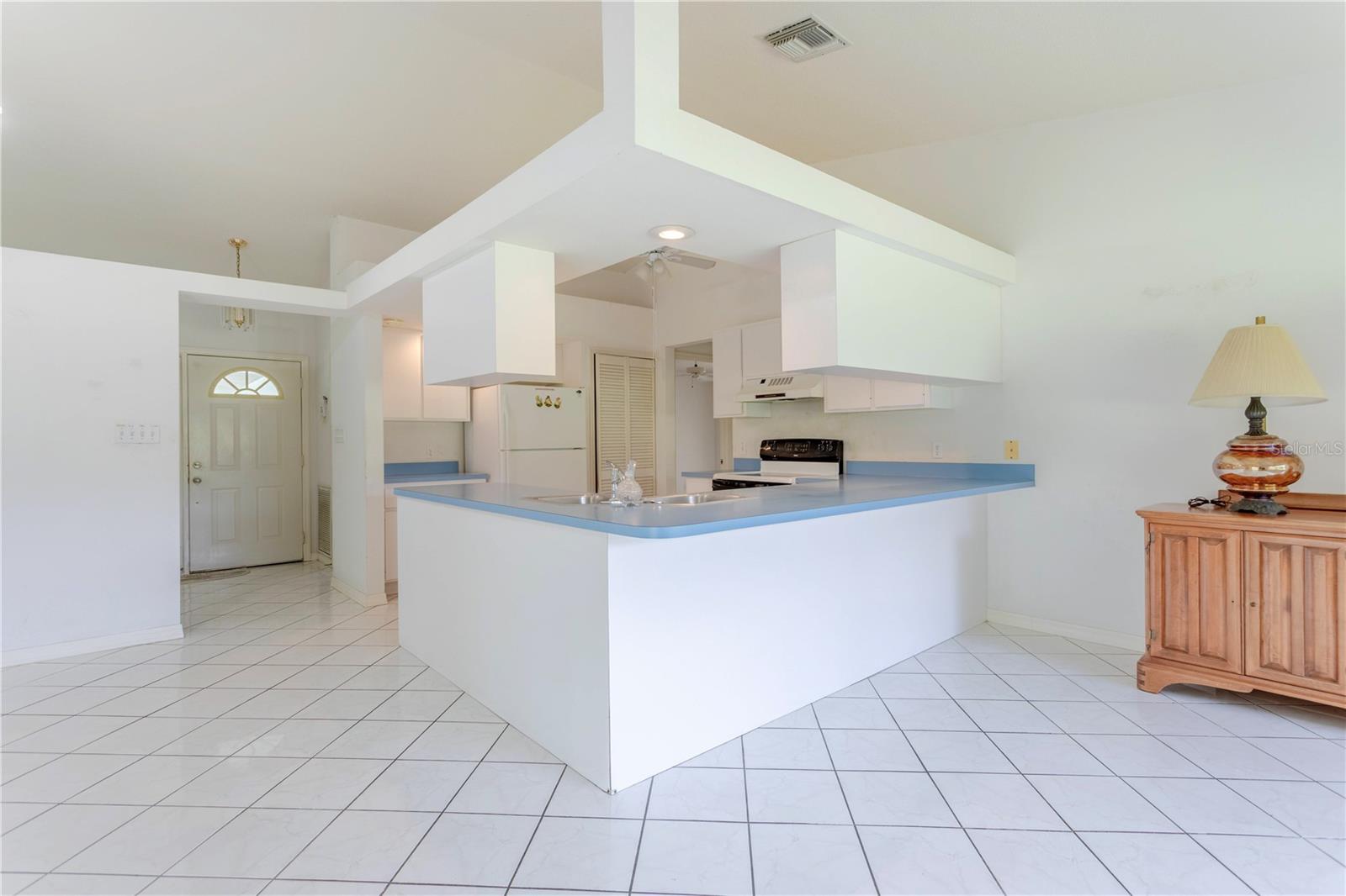 Image 10 of 45 For 306 Waterway Avenue Nw