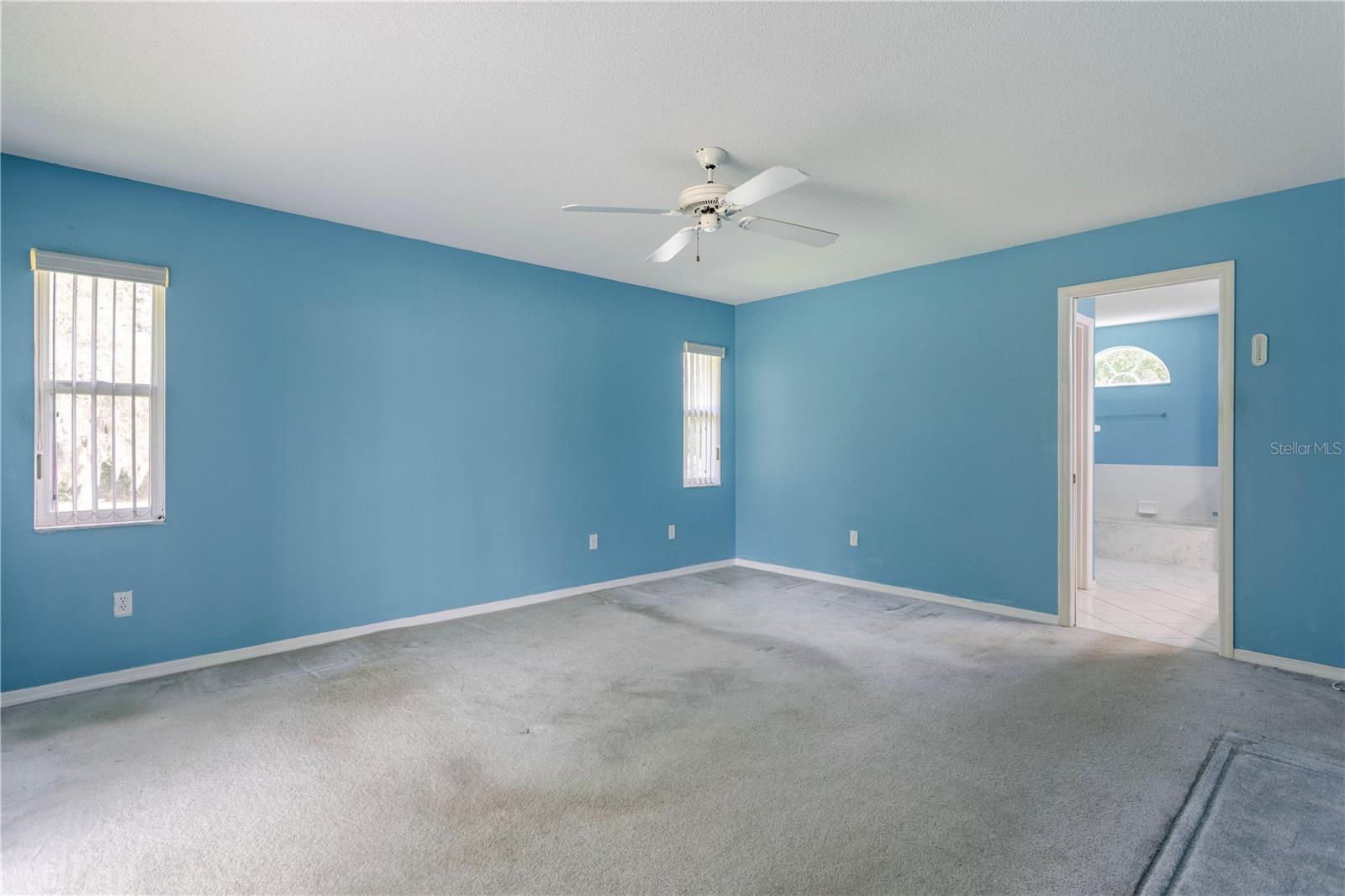 Image 18 of 45 For 306 Waterway Avenue Nw