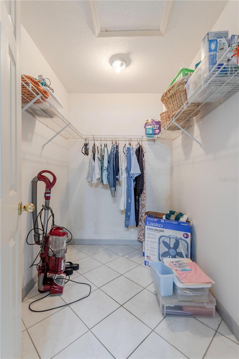 Image 26 of 45 For 306 Waterway Avenue Nw