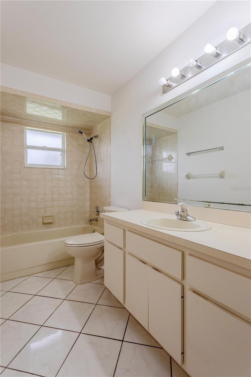 Image 31 of 45 For 306 Waterway Avenue Nw