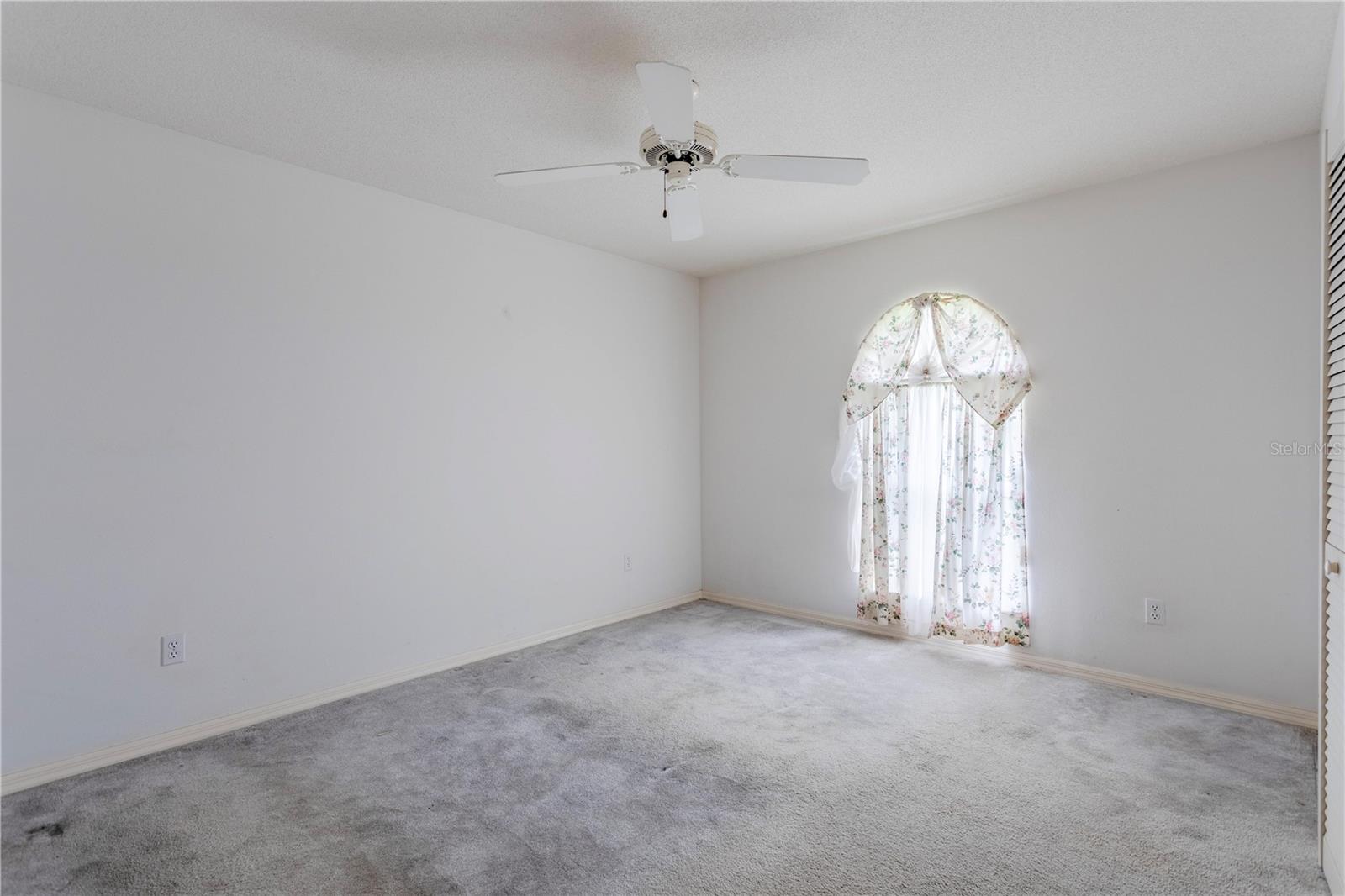 Image 32 of 45 For 306 Waterway Avenue Nw