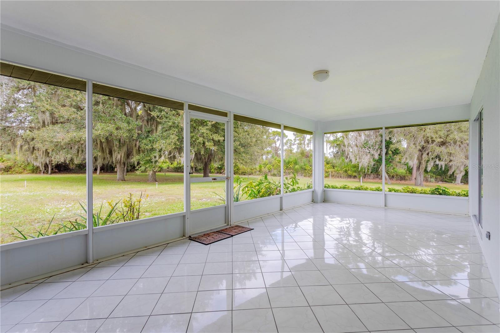 Image 35 of 45 For 306 Waterway Avenue Nw