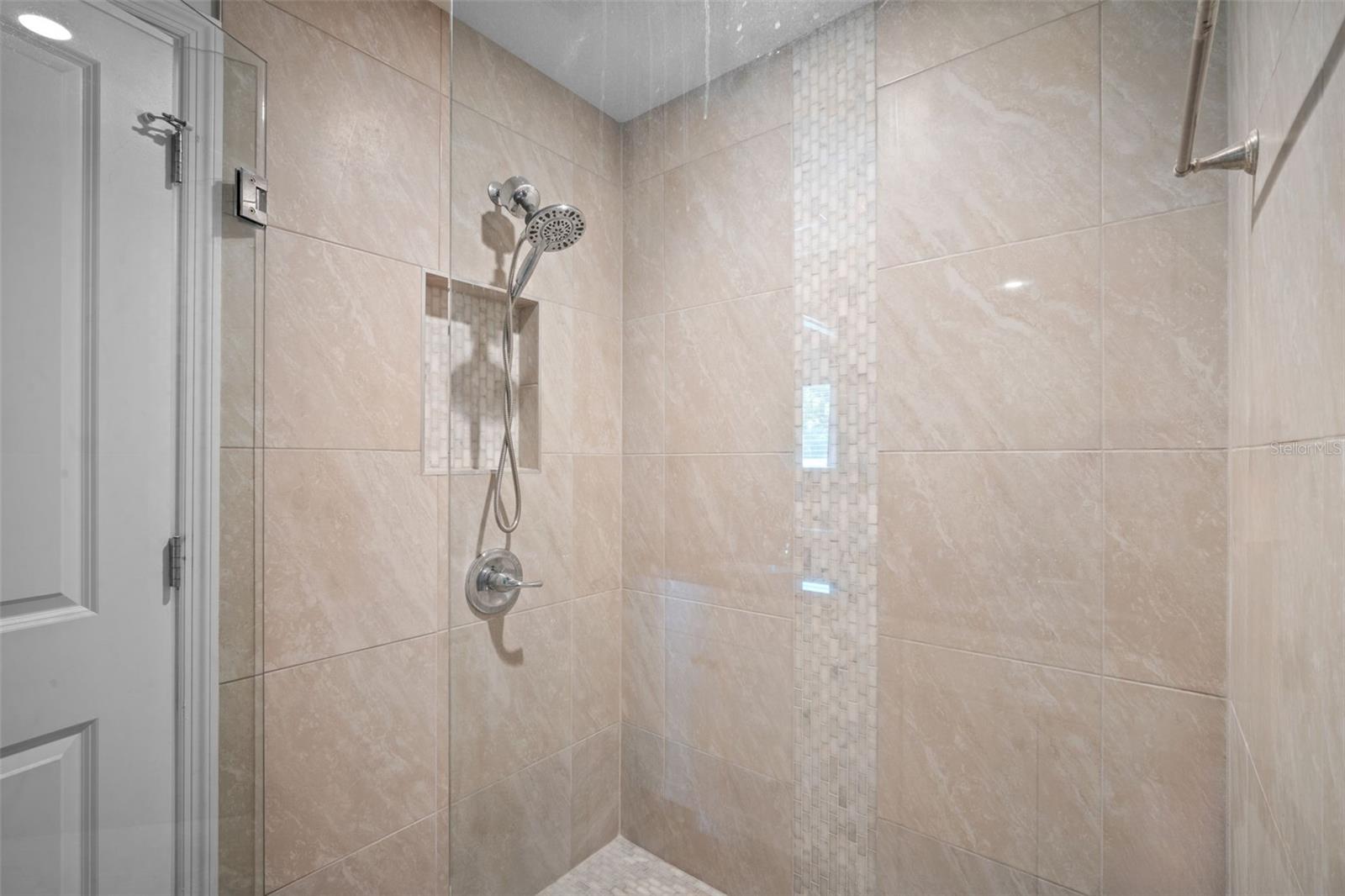 Image 13 of 27 For 5275 Holden Road