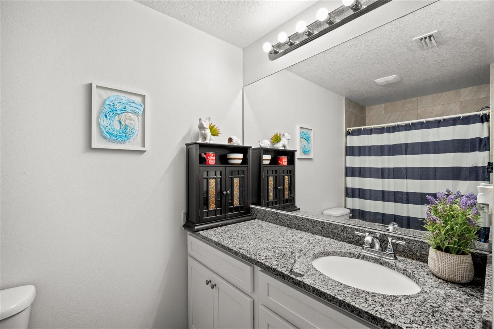 Image 15 of 27 For 5275 Holden Road