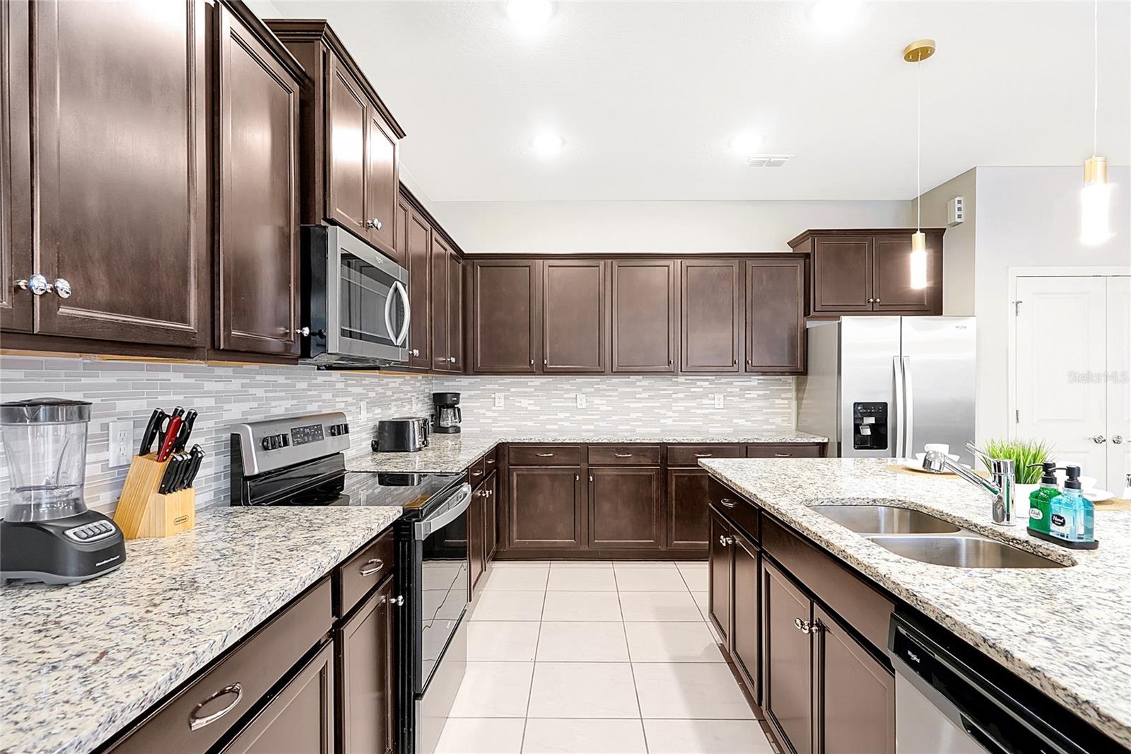 Image 14 of 100 For 4494 Kaipo Road