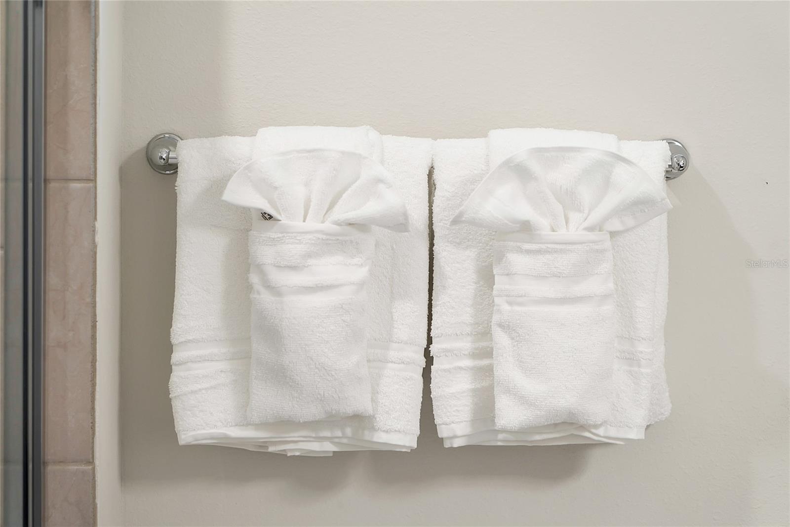 Image 47 of 100 For 4494 Kaipo Road