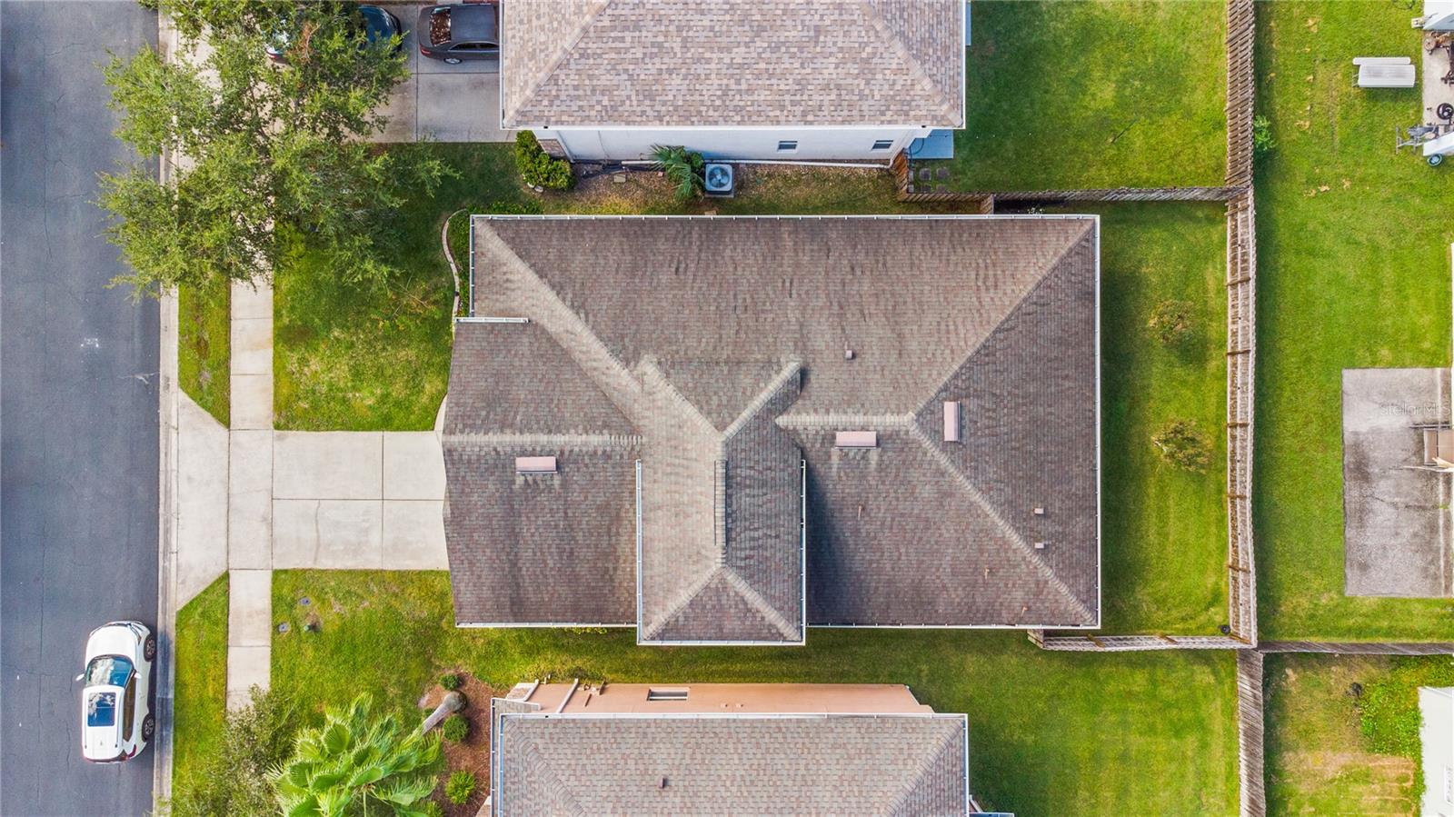 Image 13 of 36 For 227 Venetian Bay Circle