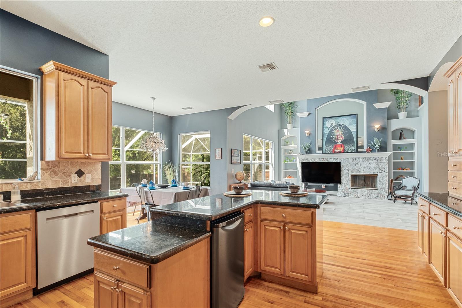 Image 21 of 50 For 703 Brooker Ridge Court