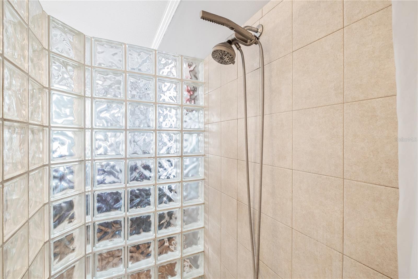 Image 40 of 50 For 703 Brooker Ridge Court