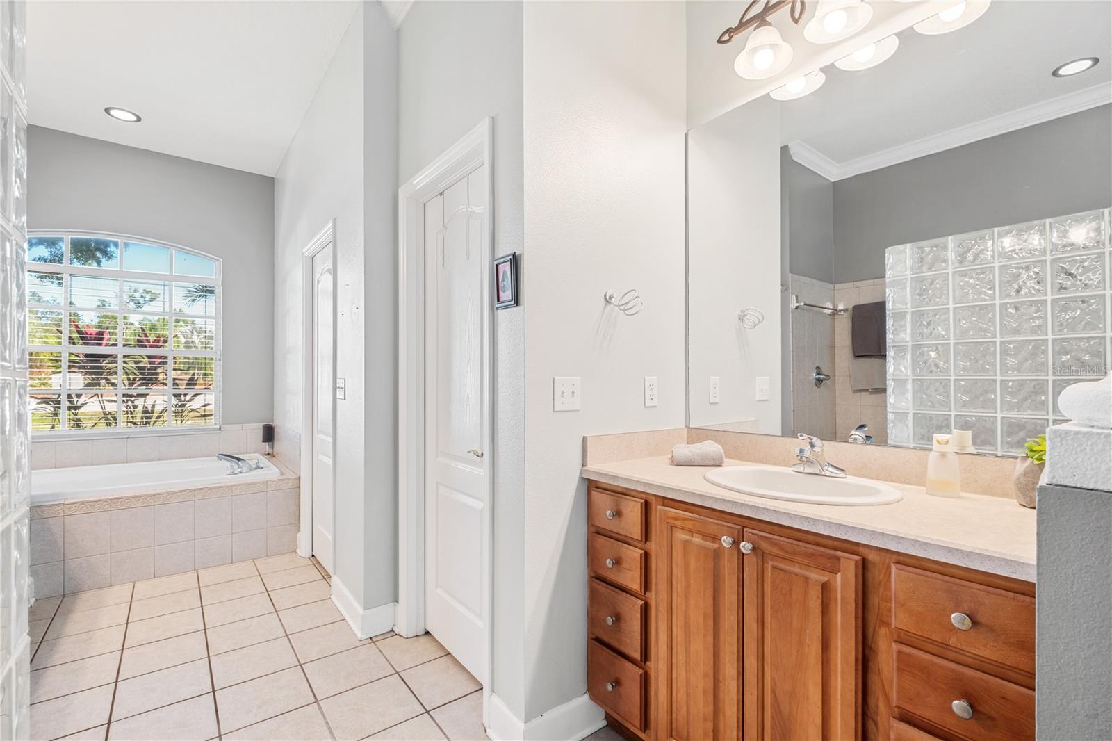 Image 41 of 50 For 703 Brooker Ridge Court