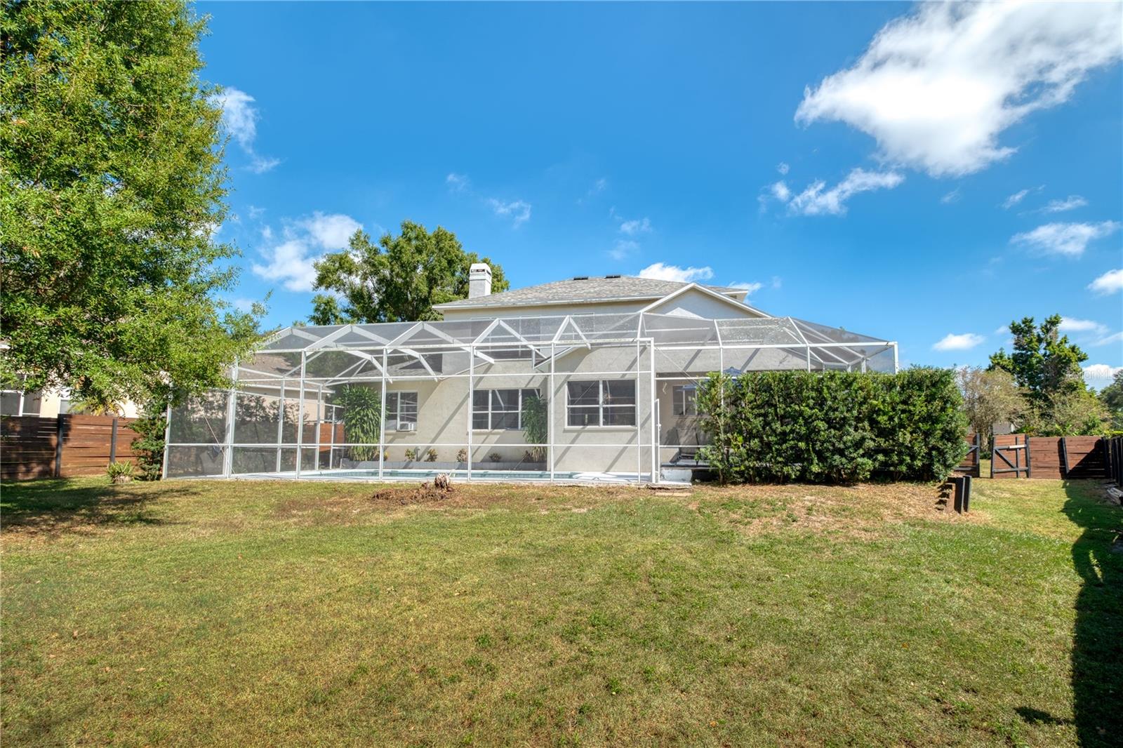 Image 7 of 50 For 703 Brooker Ridge Court