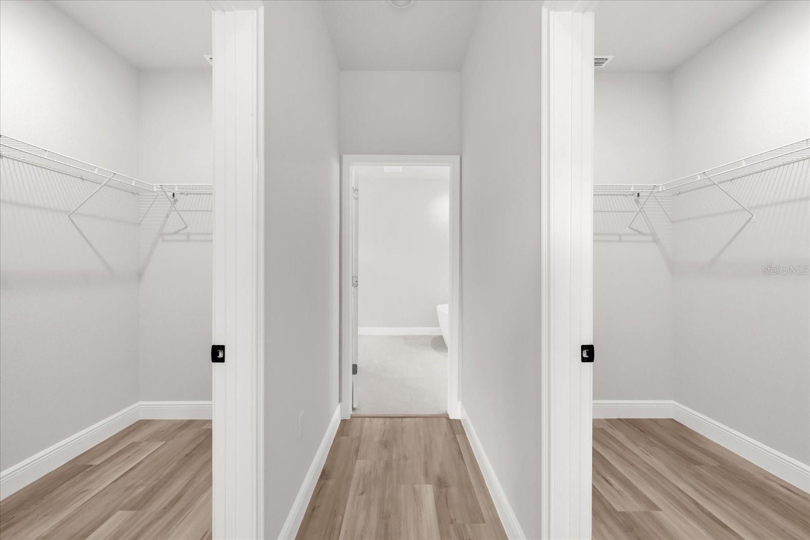 Image 24 of 33 For 15600 22nd Court Road