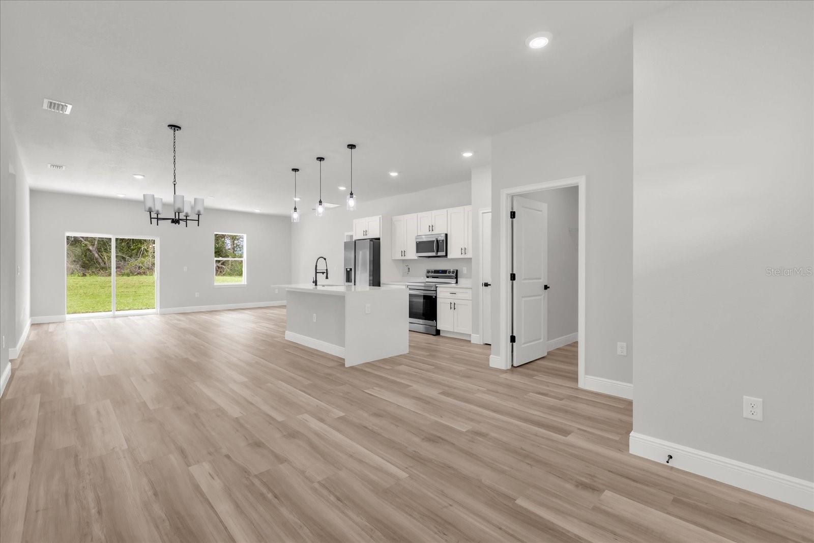 Image 4 of 33 For 15600 22nd Court Road