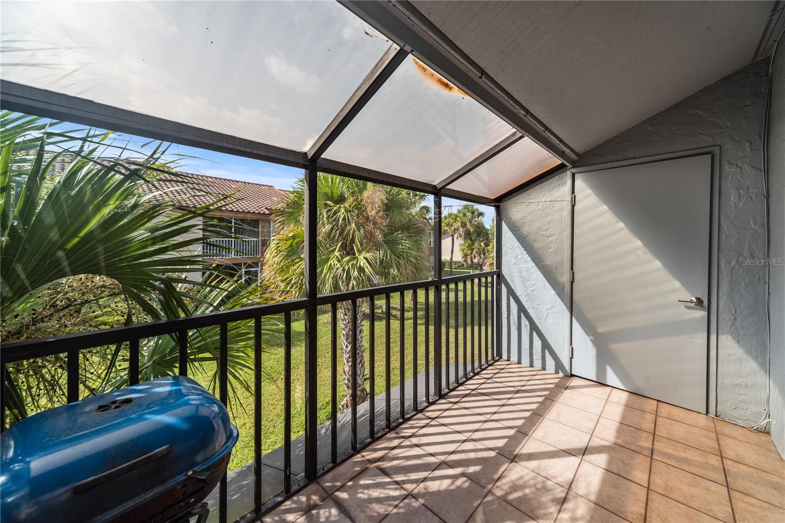 Image 12 of 38 For 4814 Marks Terrace 383b2l