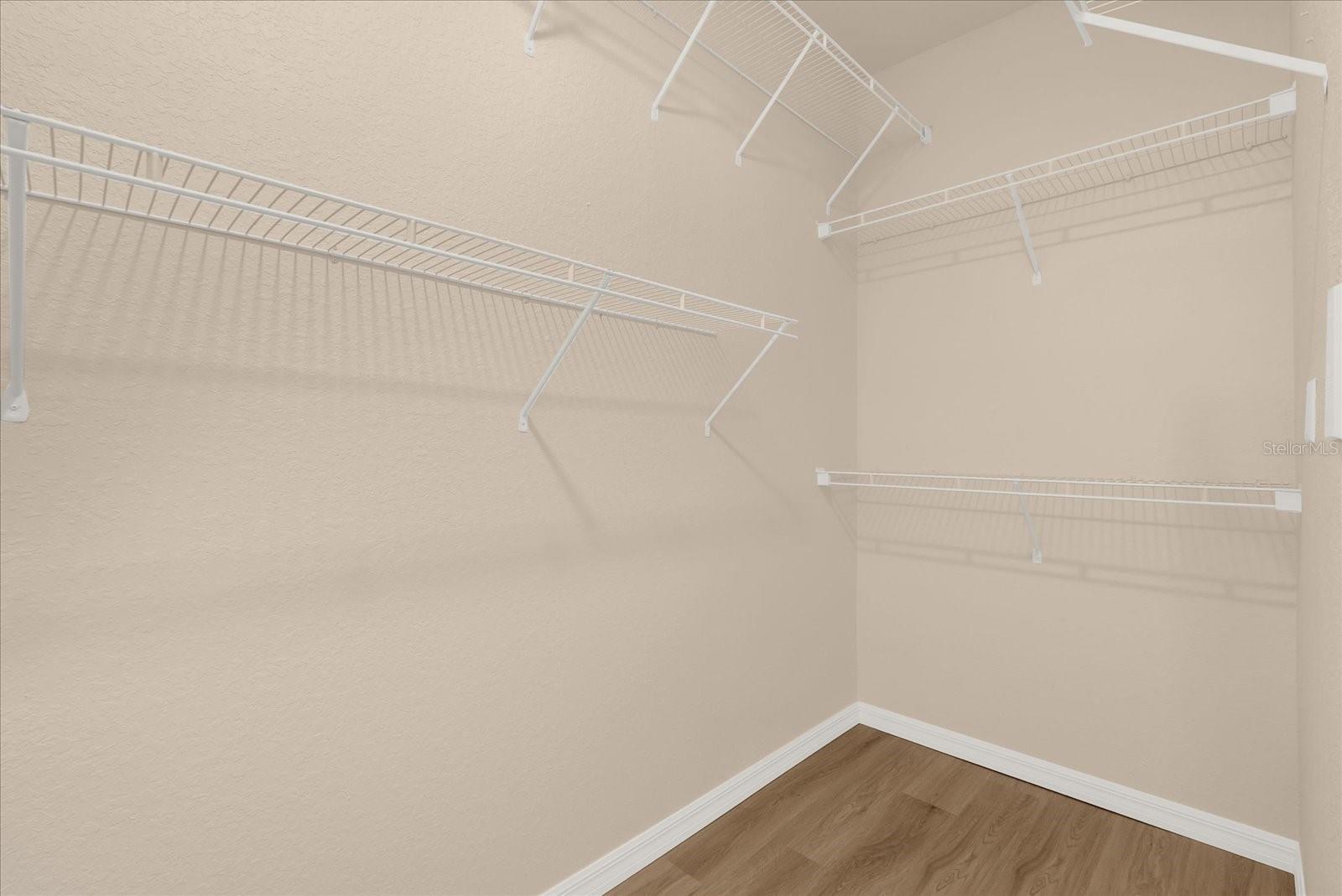 Image 15 of 29 For 158 Villa Di Este Ter  208