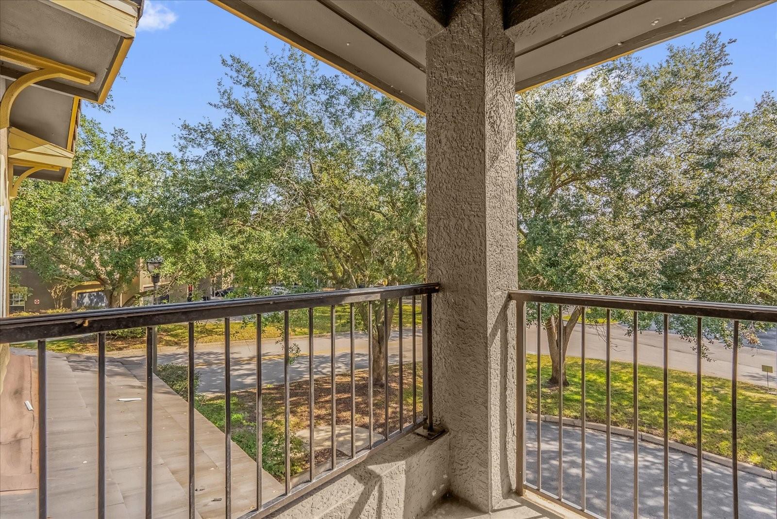 Image 22 of 29 For 158 Villa Di Este Ter  208