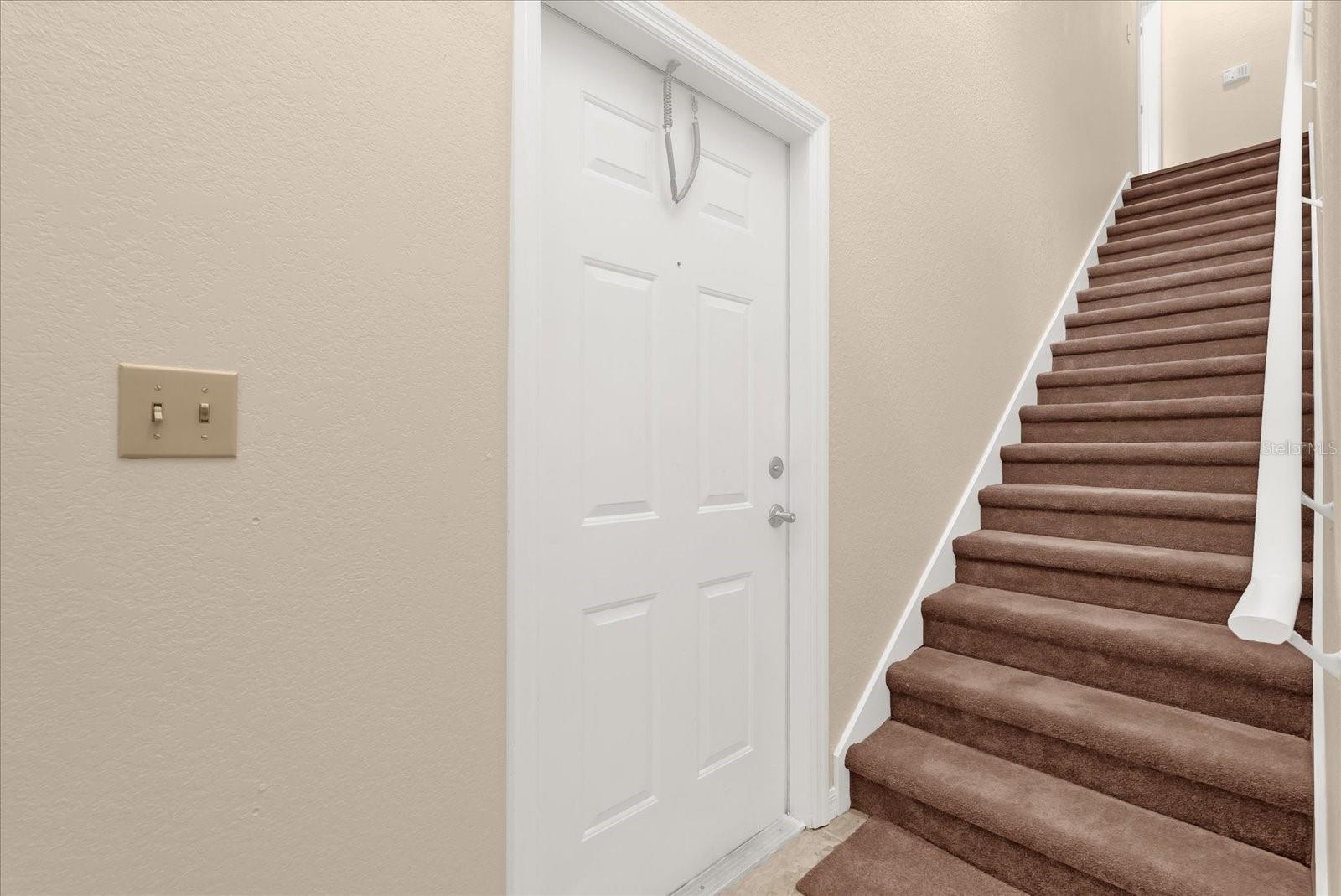 Image 4 of 29 For 158 Villa Di Este Ter  208