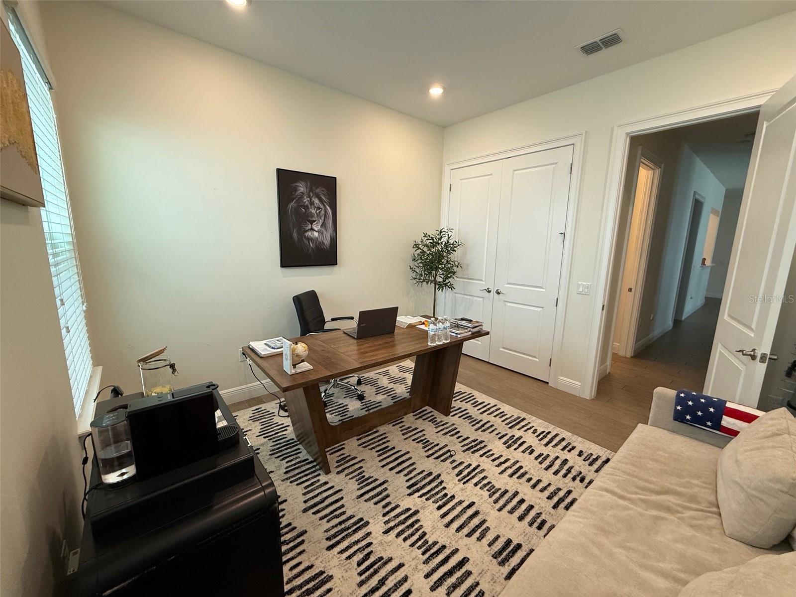 Image 14 of 30 For 10419 Bissell Street