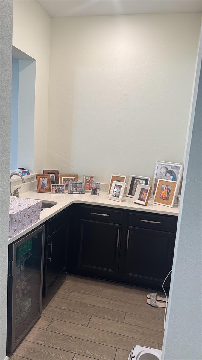 Image 9 of 30 For 10419 Bissell Street