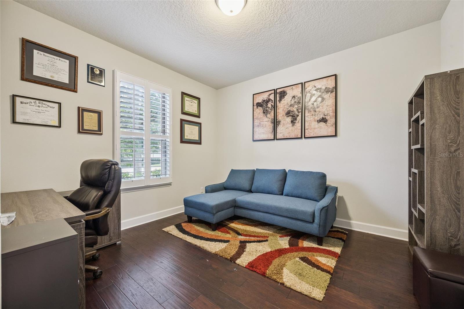 Image 10 of 53 For 523 Crystal Reserve Court