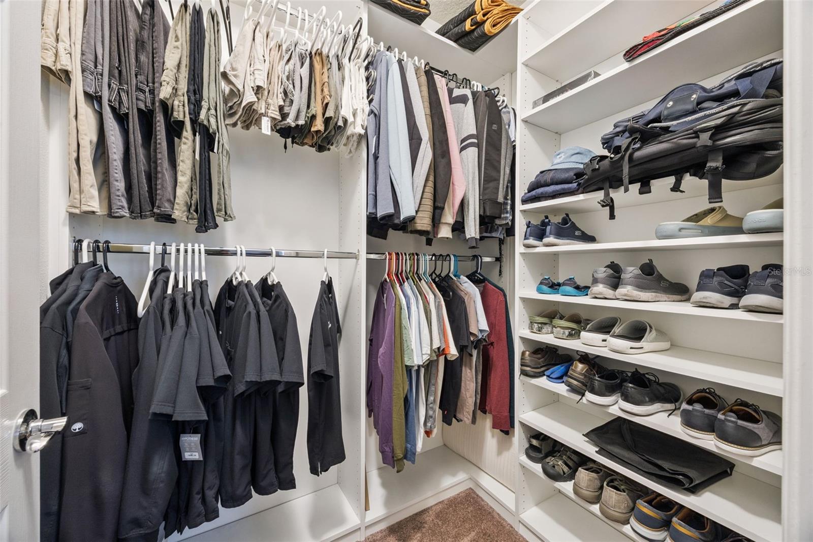 Image 31 of 53 For 523 Crystal Reserve Court