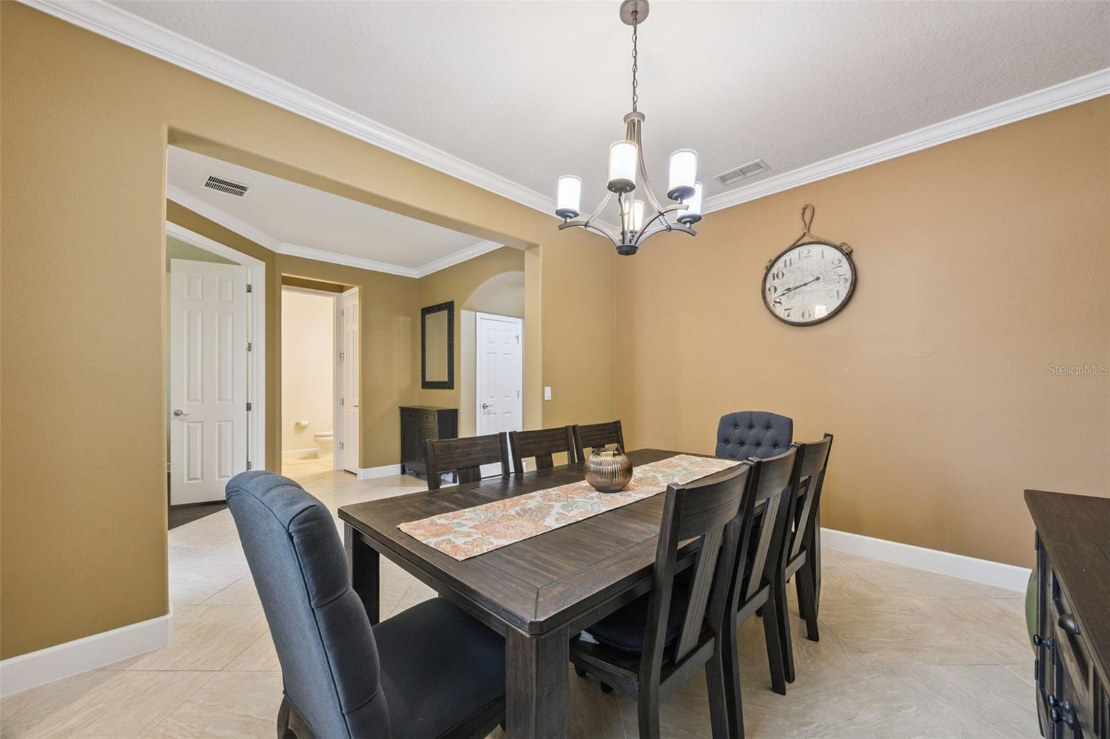 Image 8 of 53 For 523 Crystal Reserve Court