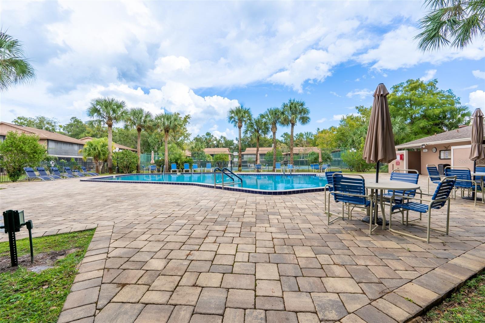 Image 17 of 27 For 100 Sweetgum Woods Court 10c