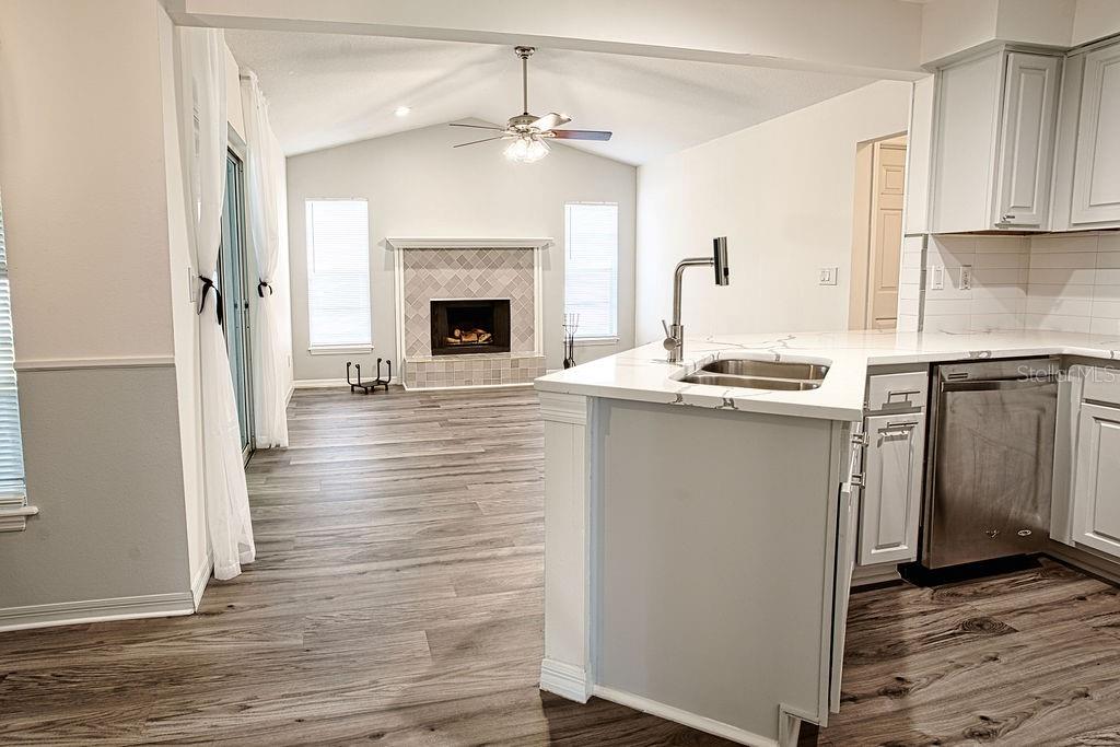 Image 18 of 49 For 1534 Spring Ridge Circle