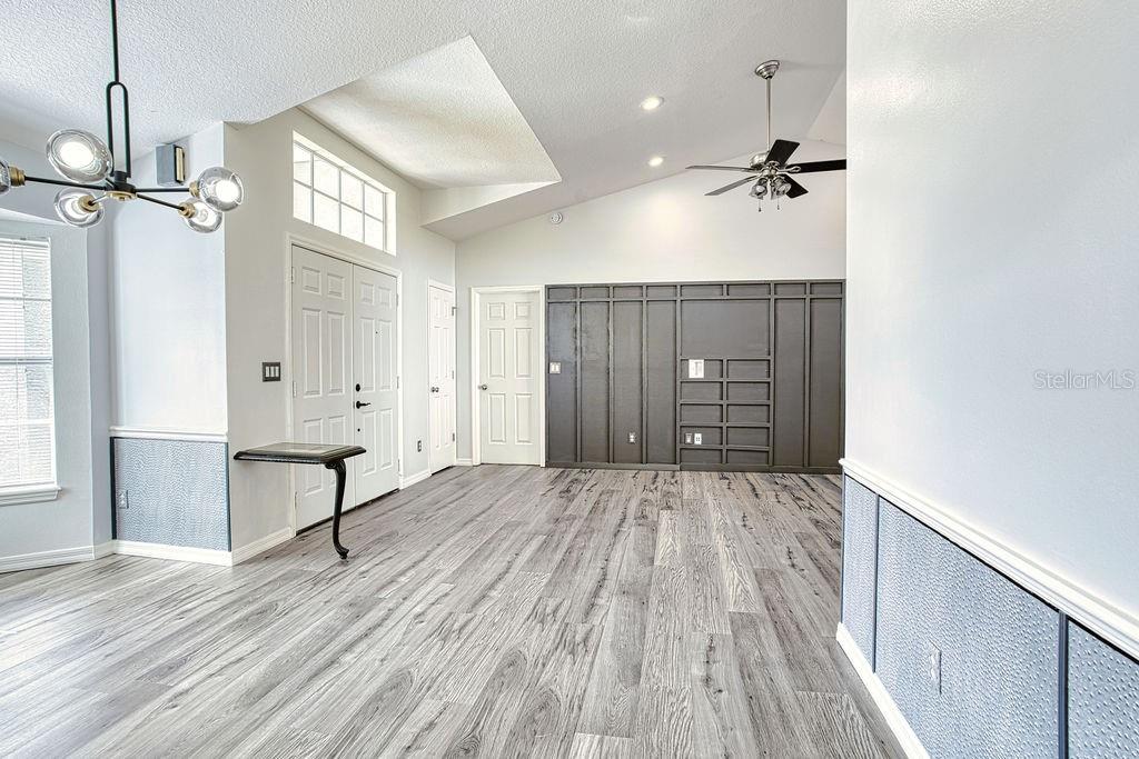 Image 6 of 49 For 1534 Spring Ridge Circle