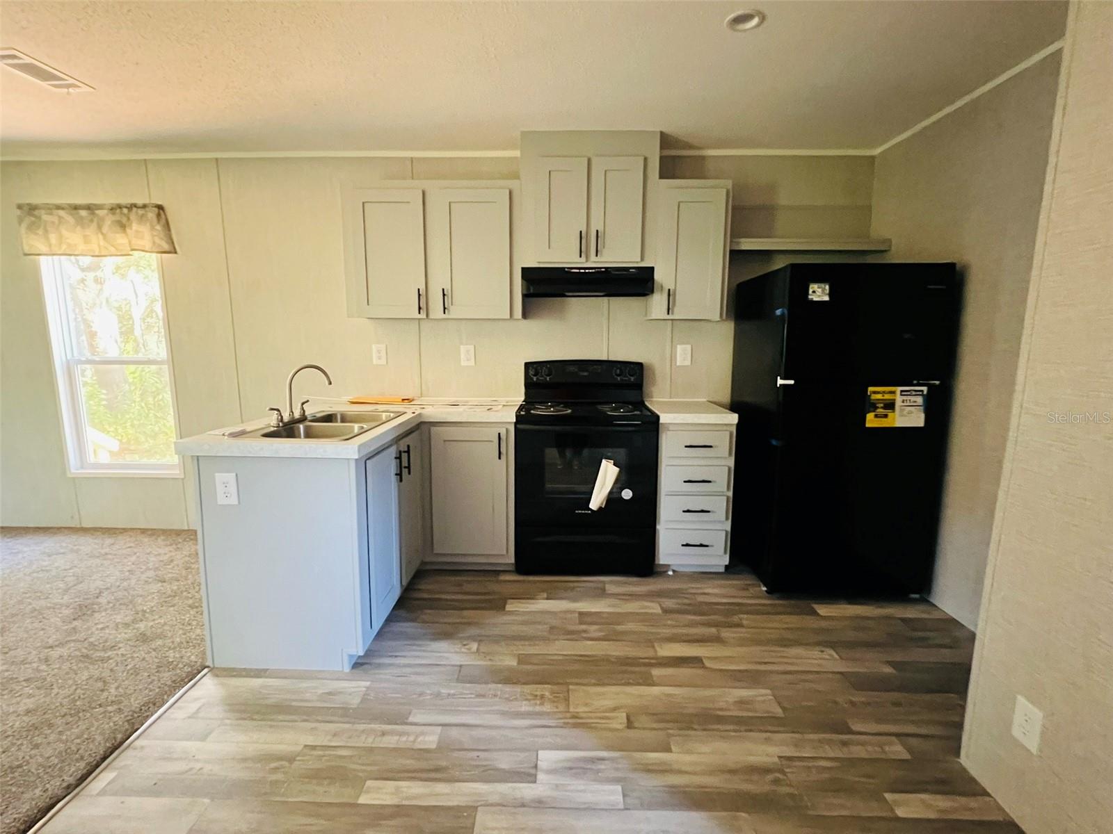 Image 4 of 8 For 11651 82nd Street