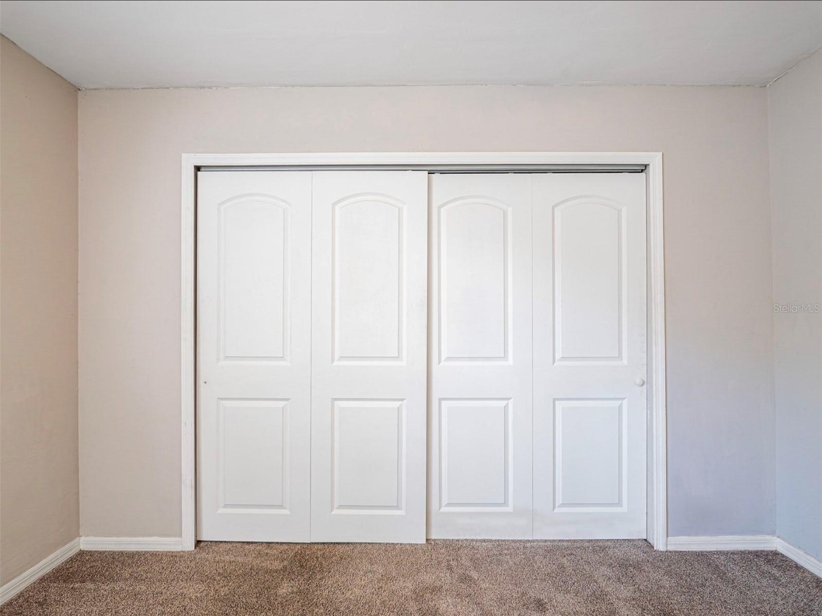 Image 13 of 24 For 962 Newcastle Circle 100