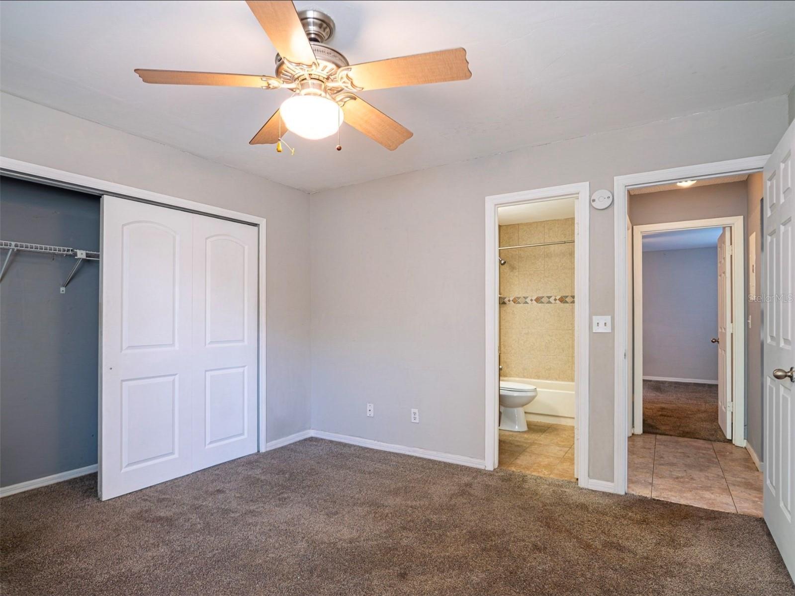 Image 15 of 24 For 962 Newcastle Circle 100