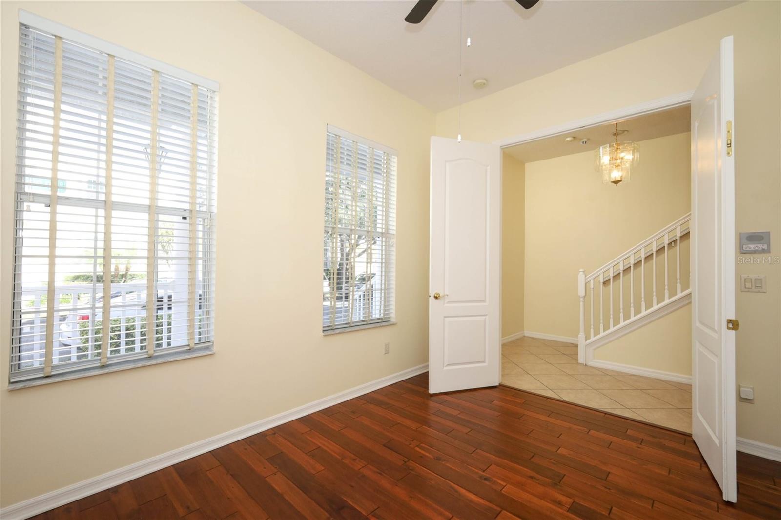 Image 10 of 52 For 539 Crimson Lane