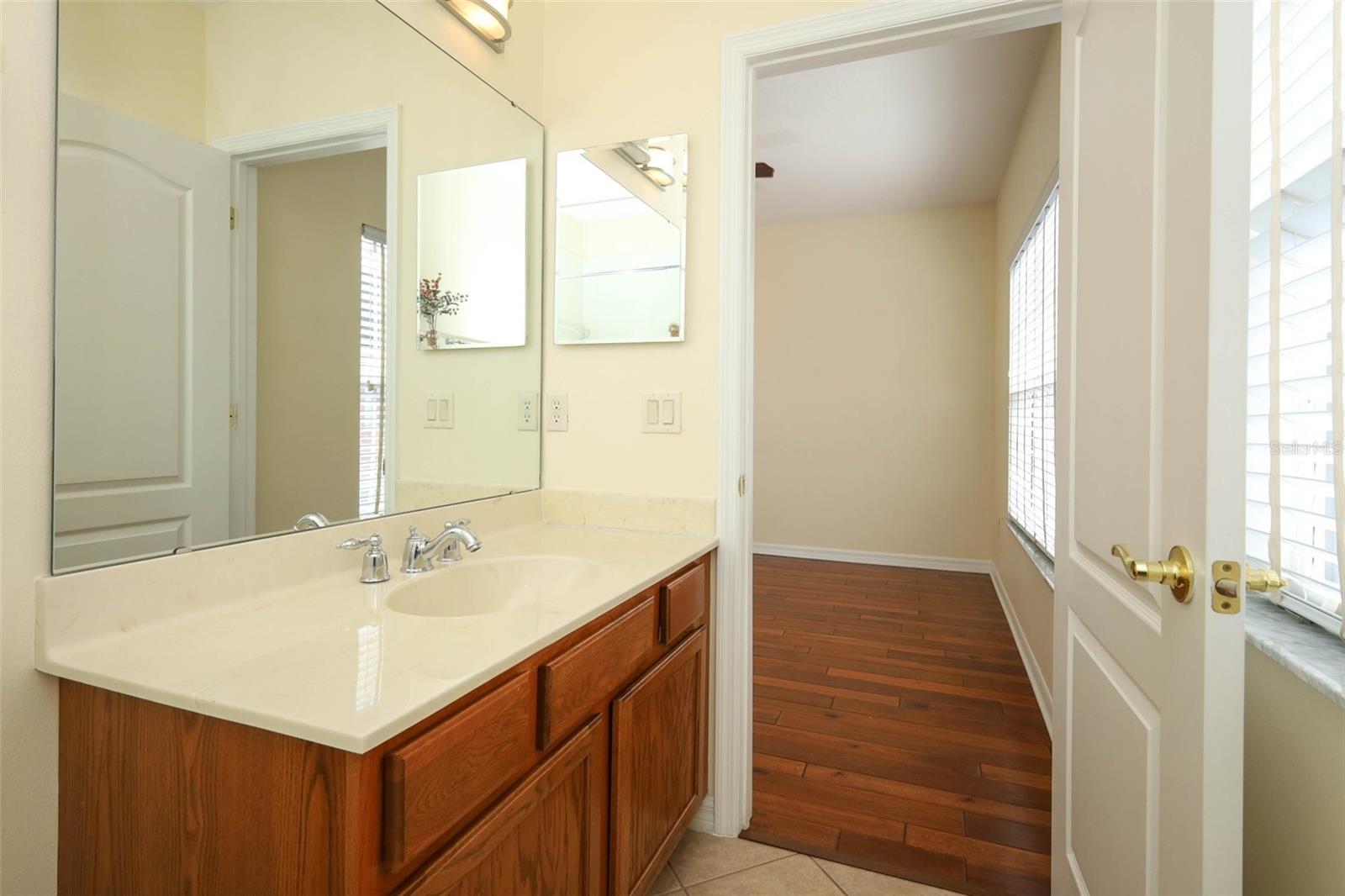 Image 13 of 52 For 539 Crimson Lane