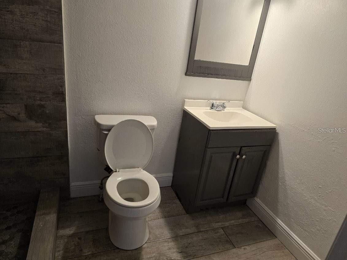 Image 5 of 7 For 800 Fiske Boulevard 714