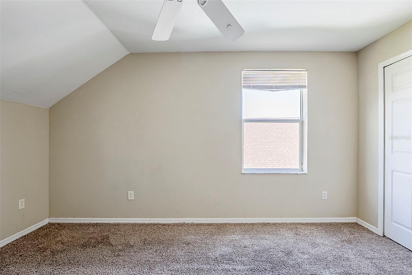 Image 28 of 50 For 6622 Summer Cove Drive