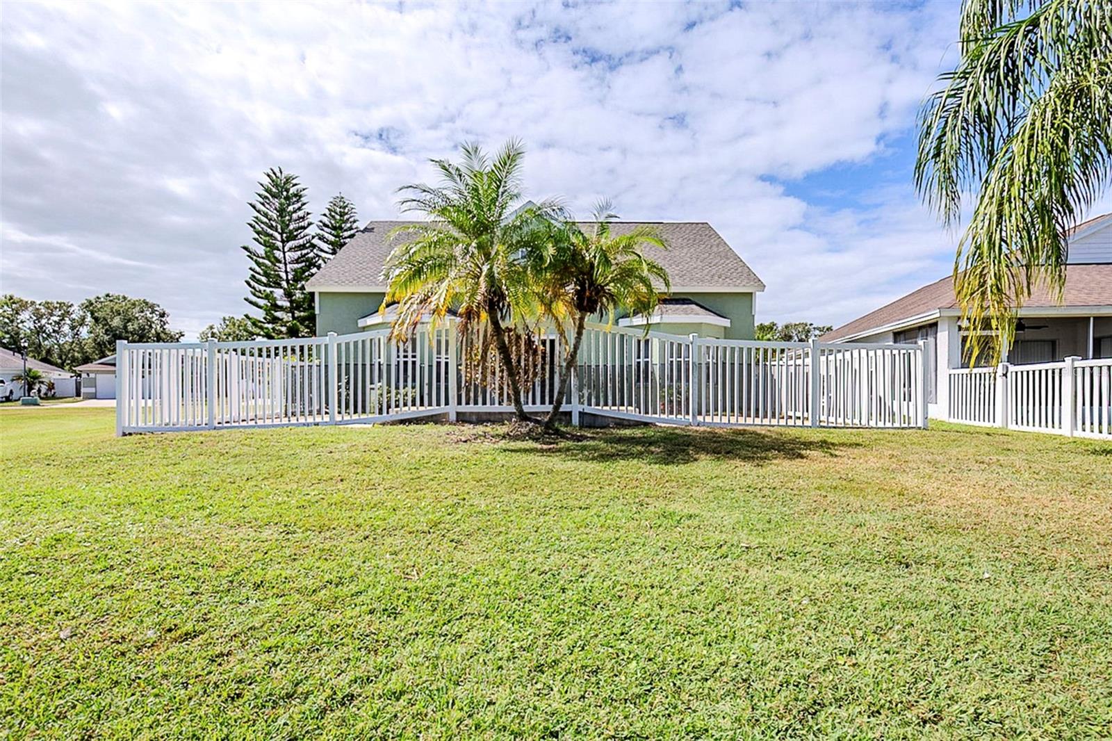 Image 42 of 50 For 6622 Summer Cove Drive