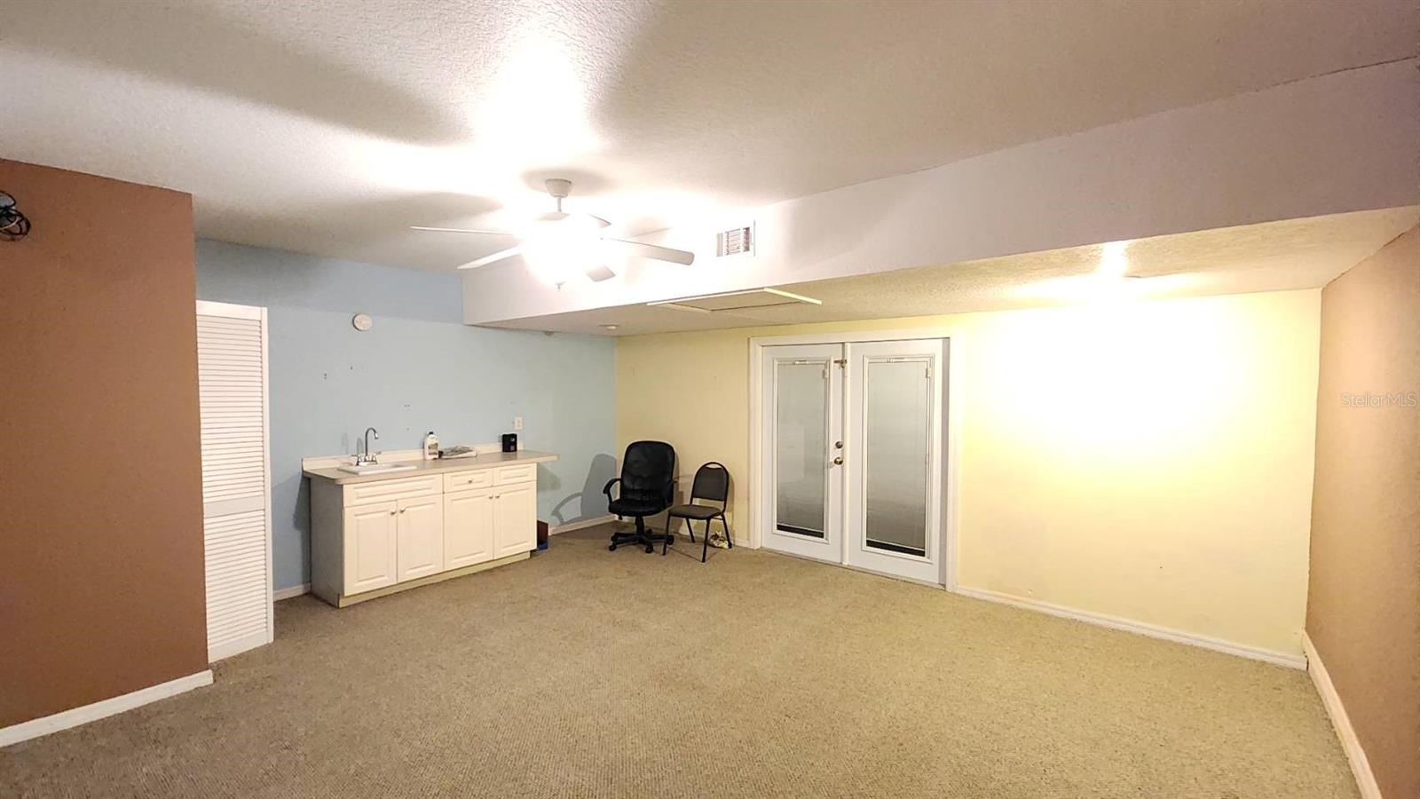 Image 12 of 53 For 302 Clydesdale Circle