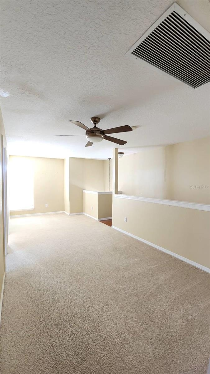 Image 35 of 53 For 302 Clydesdale Circle