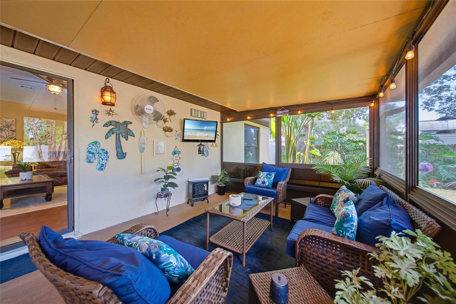 Listing photo id 21 for 131 Ryan Court