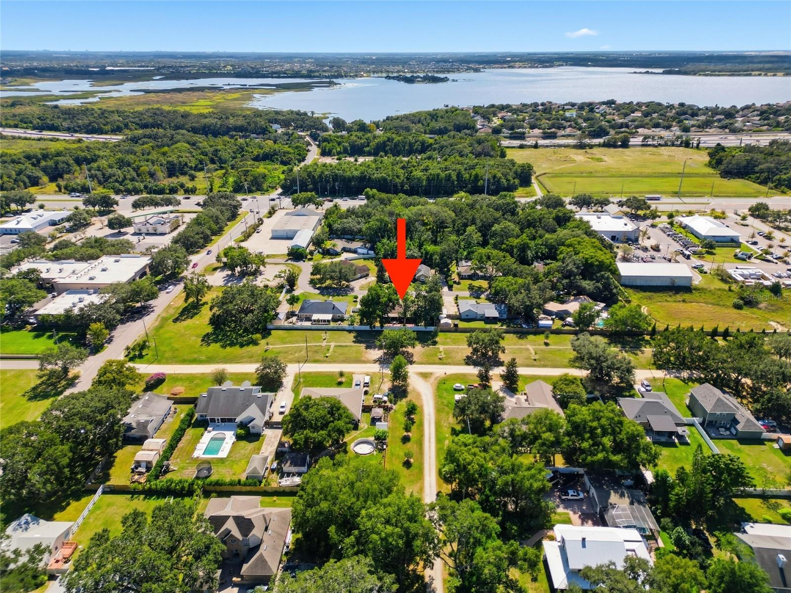 Listing photo id 29 for 131 Ryan Court