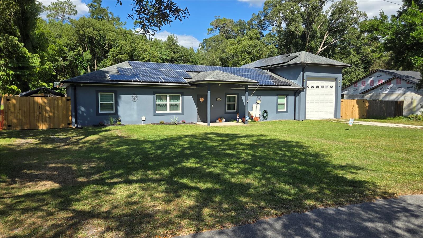 Image 3 of 93 For 311 Lewis Avenue