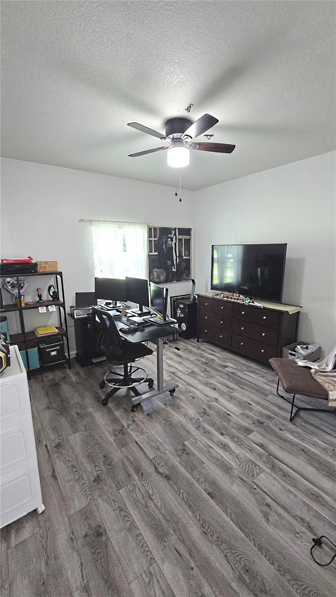 Image 31 of 93 For 311 Lewis Avenue