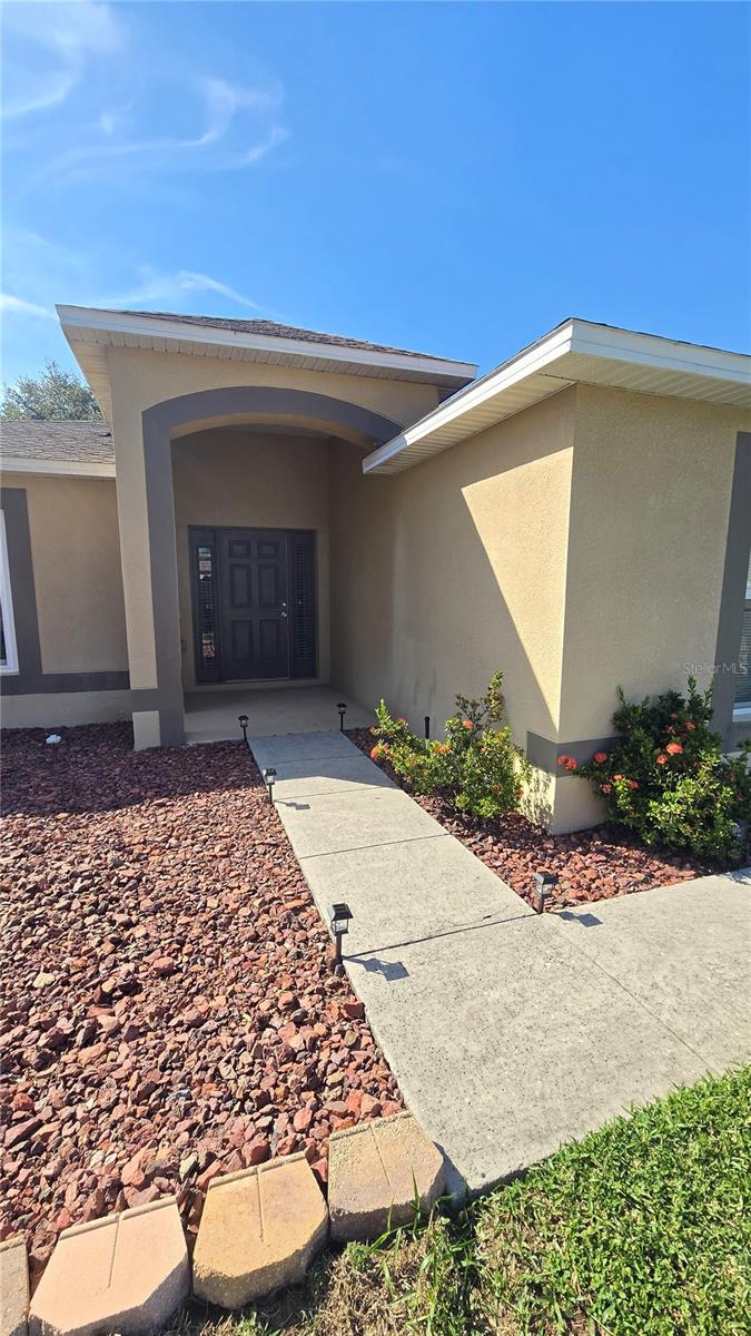 Image 10 of 73 For 2027 Elmhurst Lane