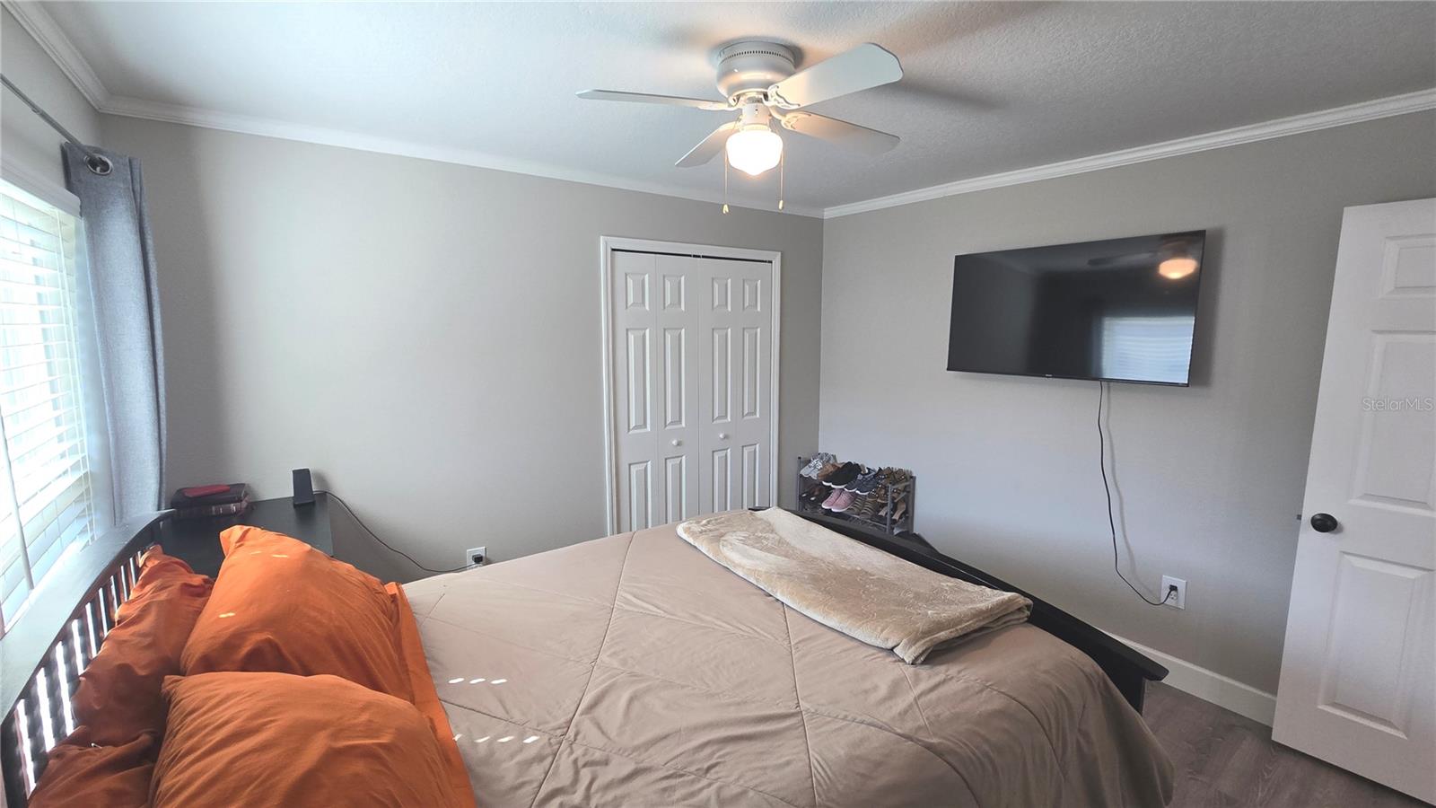 Image 51 of 73 For 2027 Elmhurst Lane