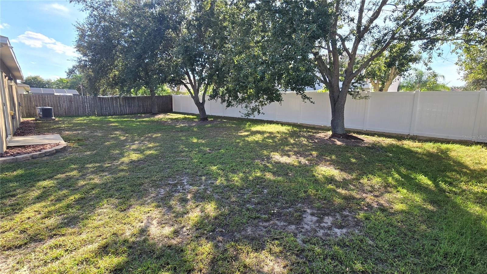 Image 61 of 73 For 2027 Elmhurst Lane